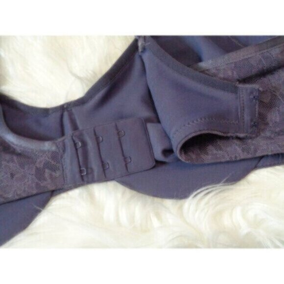 NWOT Le Mystere women's size 34C purple lined bra Retails $69 - Picture 3 of 6